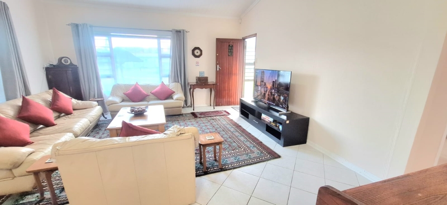 To Let 2 Bedroom Property for Rent in Fish Hoek Western Cape